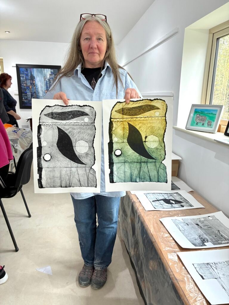 I recently ran what turned out to be brilliant one-day workshop at a local venue. The Rickyard Gallery is a relatively new arts centre to our area, and I was delighted that they agreed to host my major retrospective exhibition '10' in November last year.